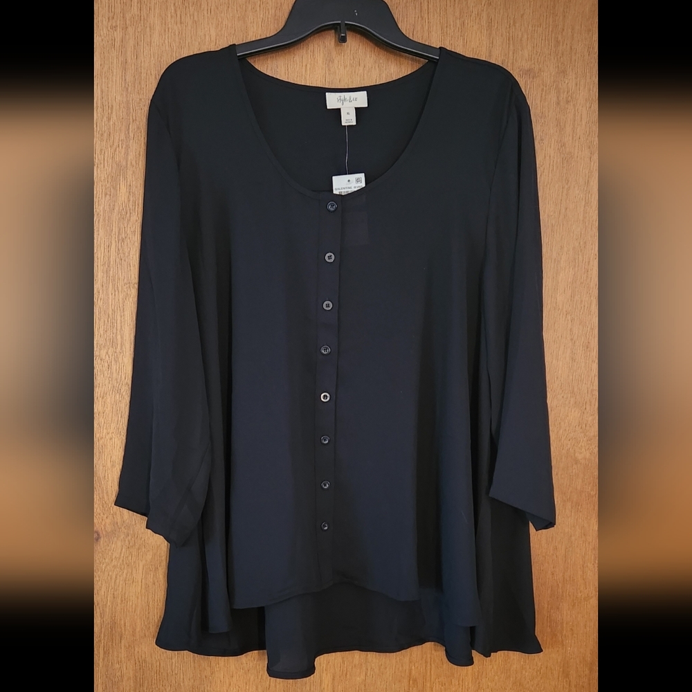 Style and Co long sleeve shirt, size women's XL, color black, never worn